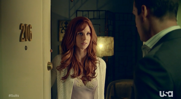 Alex on Twitter: "TBT to the time Donna waited for Harvey in a sexy nightie  with a fab cleavage, ready to make him come inside. #Suits  http://t.co/4vCVoPIi9t" / Twitter