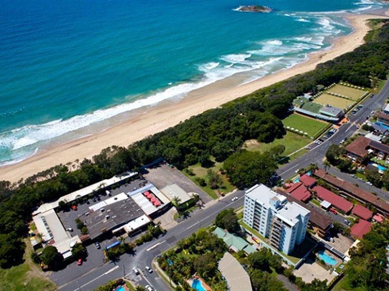 coffscoast's tweet photo. Park Beach Hotel Motel http://t.co/IHEwHu6McL #springintoevents #beachfront @Wotif http://t.co/WBaaF2XO7U
