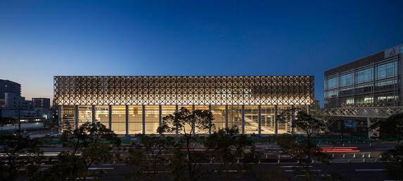 𝐤𝐧 𝗙𝗨𝗞𝗨𝗢𝗞𝗔 Opam 大分県立美術館 オーパム 大分 の かっこいい系 建築物 日本建築 新建築 かっこいい建物 大分観光 坂茂建築設計 坂茂 建築 建物 大分魅力 オシャレスポット 現代的 Oita Http T Co Edv1h8n5vr Twitter