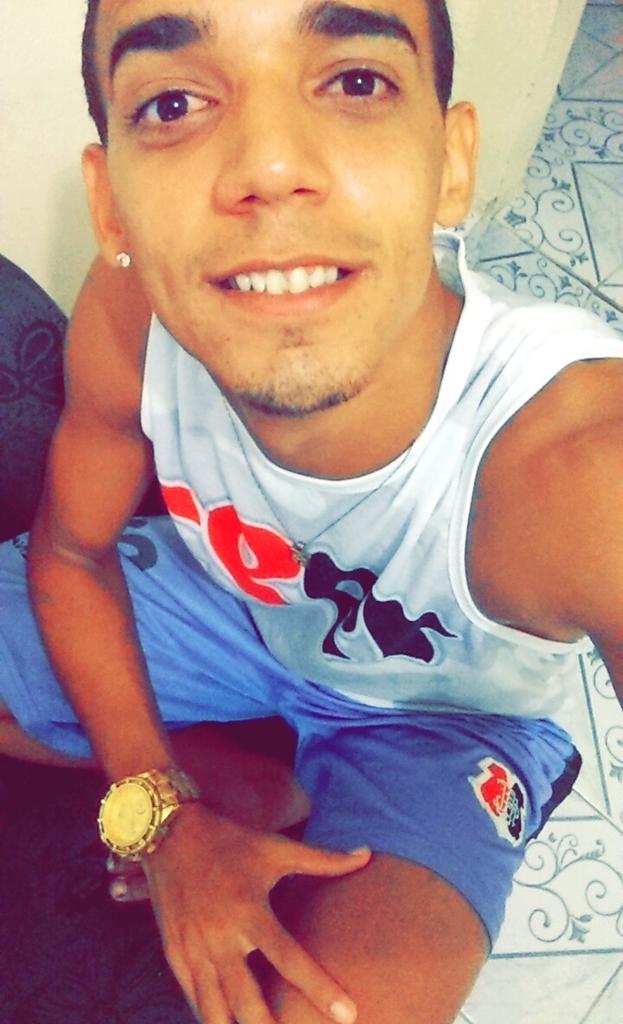 danibala92's tweet photo. Cansadinho 👊 http://t.co/0HkAlYrwXl
