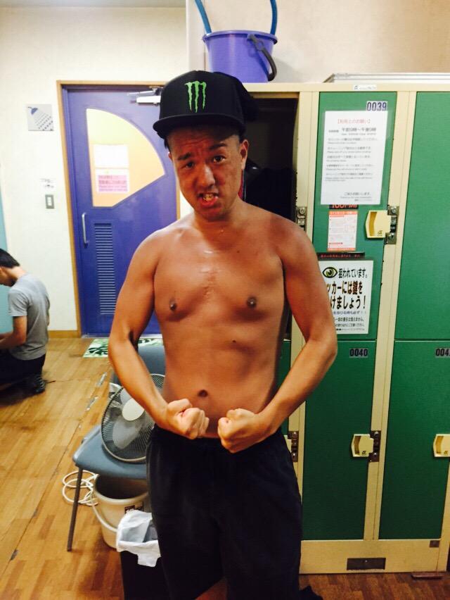 アントニー マテンロウ ちょっと前に少し痩せたのに最近ていたらくでまた体重が戻ったので 今日からまたジムを再開 僕のトレーニングの師匠3ヶ月で30キロ痩せた男ロングヘアーひろたさんに来てもらいました Http T Co S7e8fxvkz4