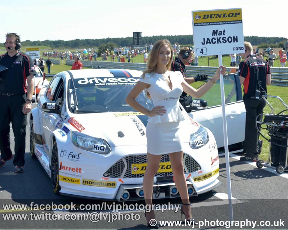 lvjphoto's tweet photo. Great to see these guys back on the grid @mat_jackson @Motorbase @DunlopBTCC @SnettertonMSV http://t.co/xf5VLrKs8U