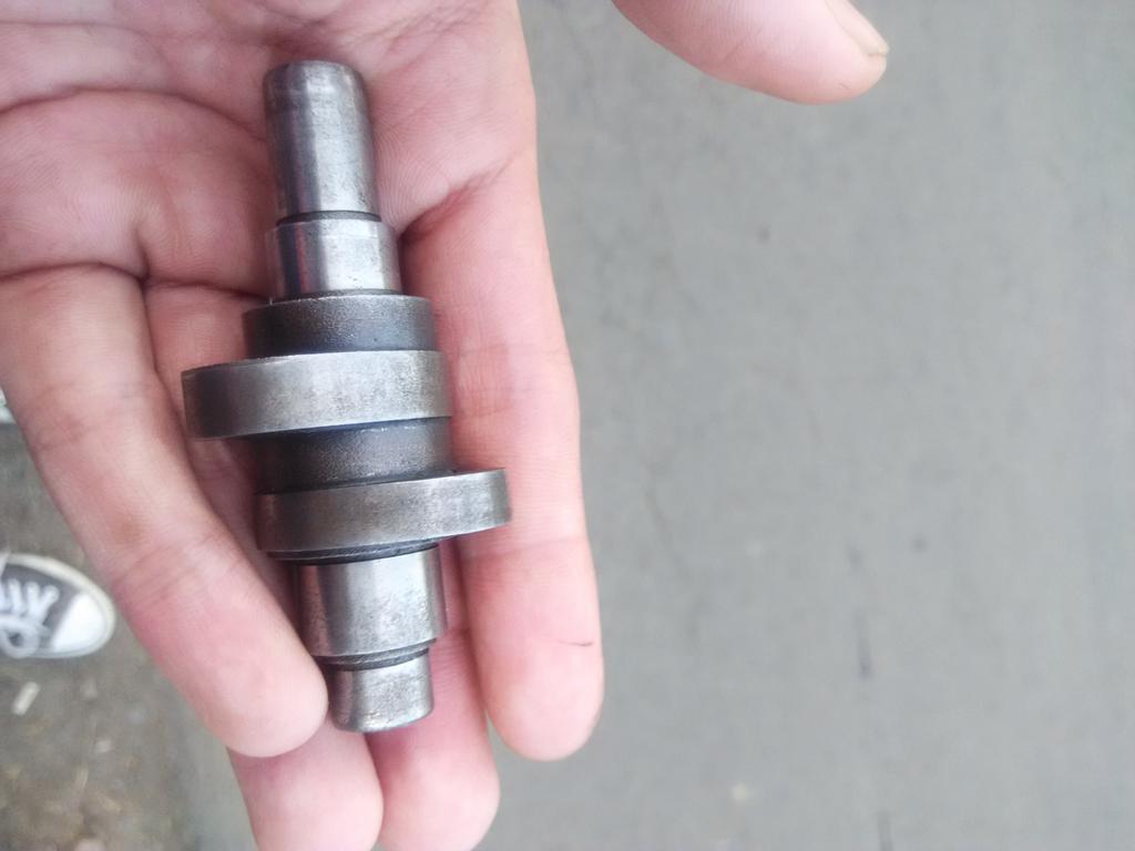 Bilih aya nu bade kanggo beat jual murah we tos bubutan pas 130cc bbm : 7EE36CF2