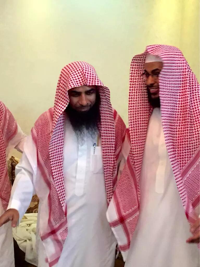 ملتقى الأذان و المؤذنين On Twitter الشيخ صلاح البدير امام الحرم والشيخ صالح المغامسي امام قباءفي زيارةللجنودالمرابطين في الحد الجنوبي من مملكتنا الحبيبة Http T Co Sdfwcig9a7