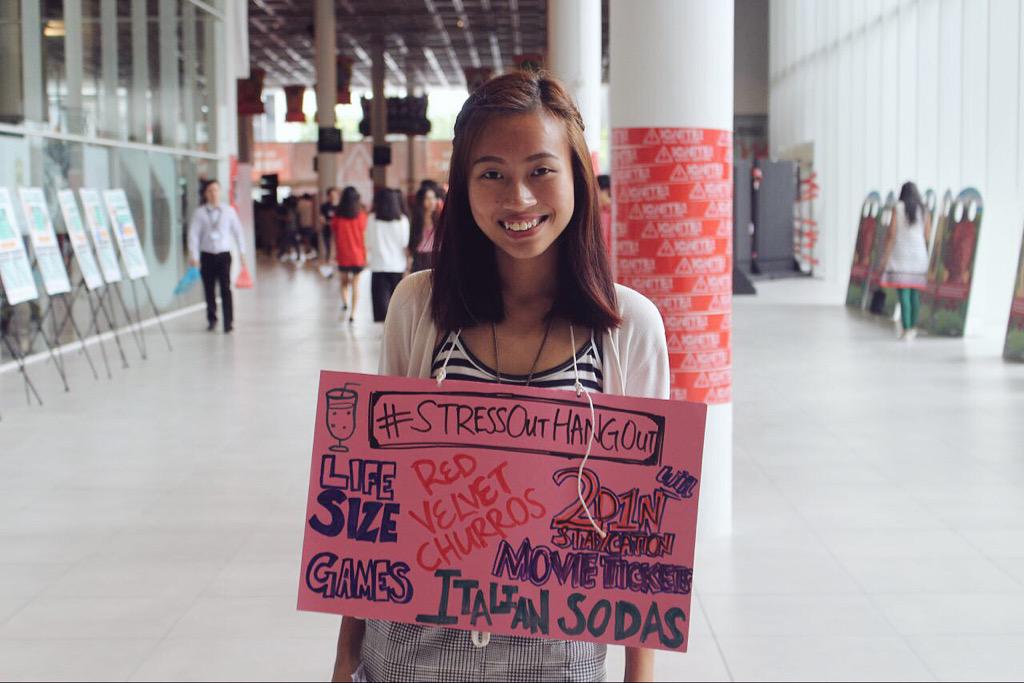 RPHangsOut's tweet photo. The PJ crew had fun meeting you RP students! Did you manage to get a token from us? #RPHangsOut #StressOutHangOut http://t.co/EaLZjtZZFO