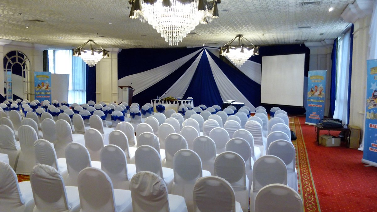 ZinduaChapaa's tweet photo. Good morning... LIVE at the Hilton, awaiting David Kemboi, 50M Grand prize winner! Keep it here for realtime updates! http://t.co/lCGsEu9vqd