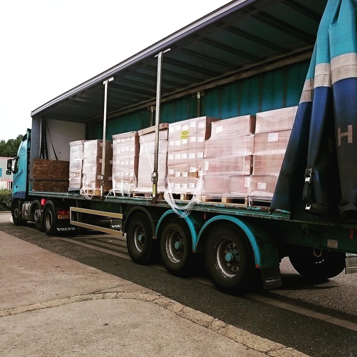 NXTNutritionUK's tweet image. Guess what&apos;s back in stock! #beefproteinisolate #carbo #whatsyourflavour #kiwilime #orange #nxtgen #givemenxt