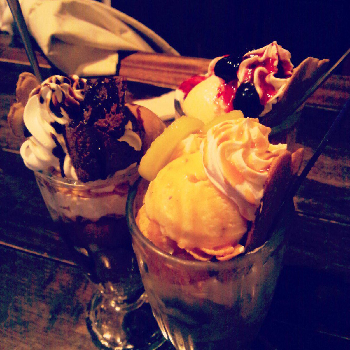 willwiththewisp's tweet photo. パフェヽ(・∀・)ノ http://t.co/yOF84bQxcr