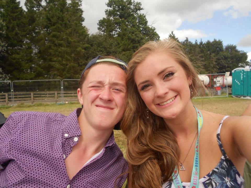 hayleyfisher96's tweet photo. Happy birthday @Sammy_hill_ !! Finally you're 18 woooo! Hope you have a sick day man will see u l8er 🎉💃🏼⭐️🍺🎂 http://t.co/d5LFyMtqJD