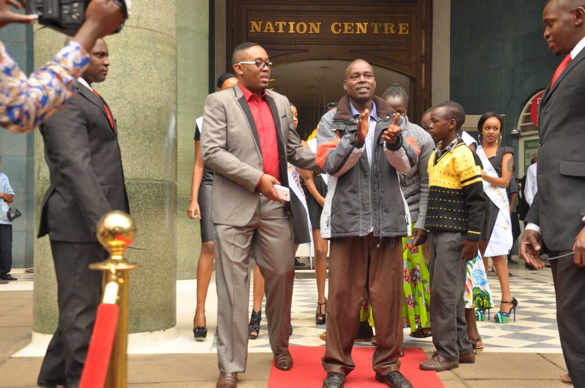 ZinduaChapaa's tweet photo. Here he is #ZinduaChapaa's 50M Grand prize winner! http://t.co/IrGZdfYBDw
