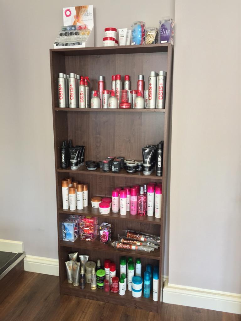 SalonPrive_'s tweet photo. We ❤️ our product stand @SKPprofessional @SchwarzkopfUSA http://t.co/NrlIQritzq