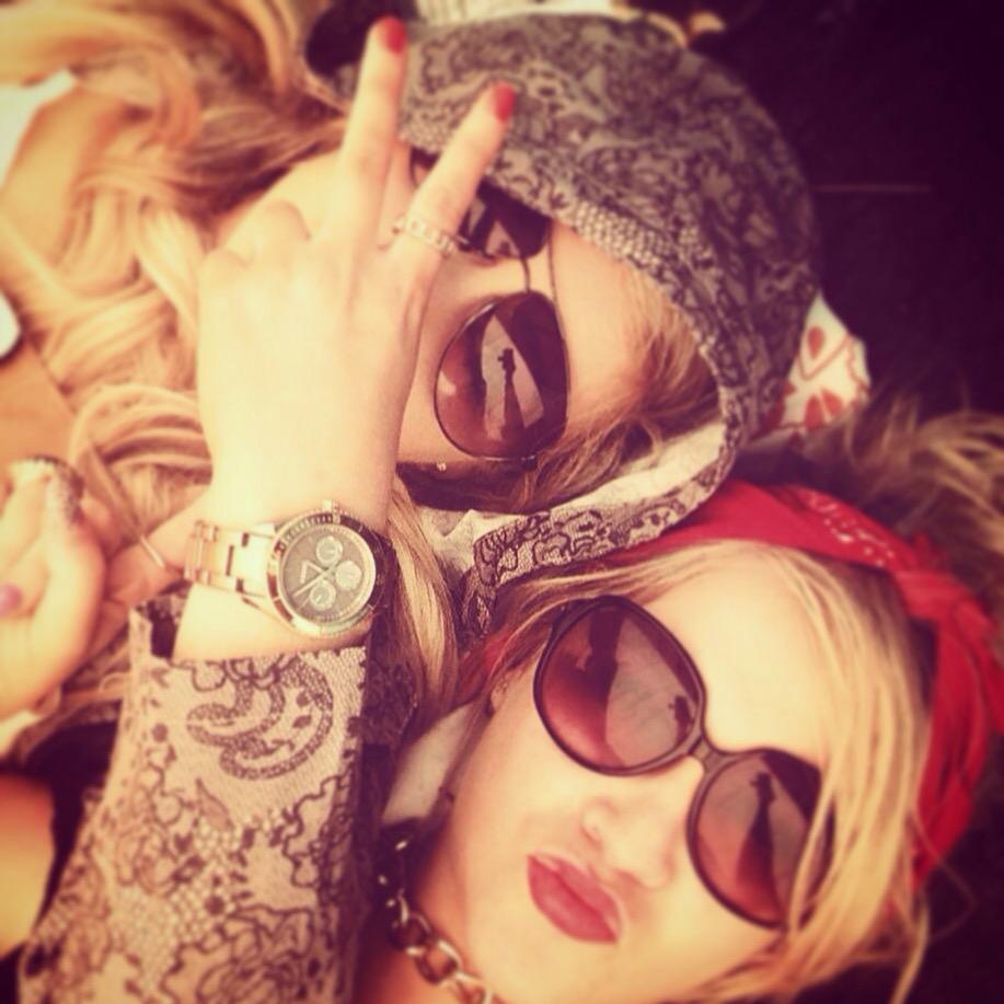 TrinaaGx's tweet photo. I wanna go back 😩 Eminem..best night everrrrrr. #sweg. #Eminem #slanecastle #08'13 http://t.co/SADxf5fZqb