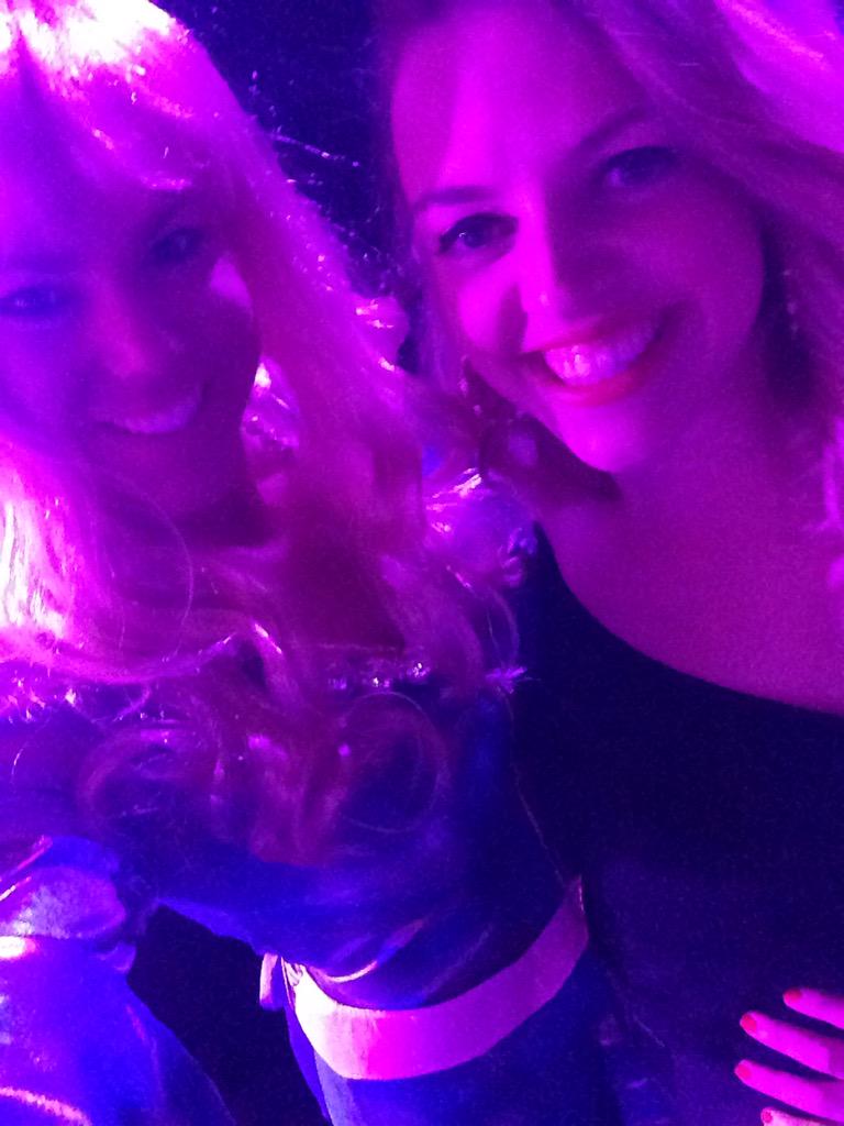 fletcher_brooke's tweet photo. #best dressed ?? #vitacon15 http://t.co/5ZNCWSVCOn