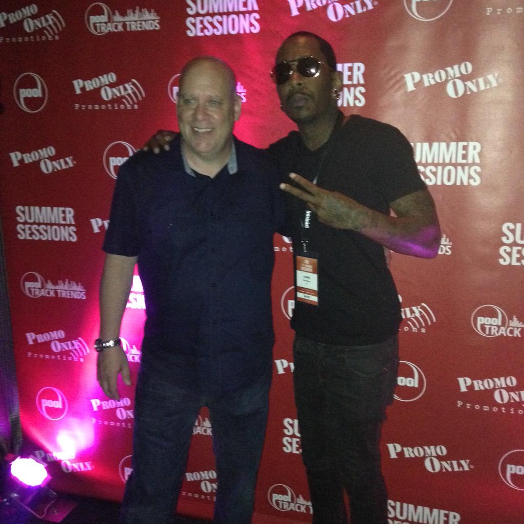 jidrisofficial's tweet photo. Last night at Mur Mur with Cary Vance #poss2015 #promoonly #hotandmessy #po #poss15 #borgata #murmur http://t.co/FZRFTLYbQ4