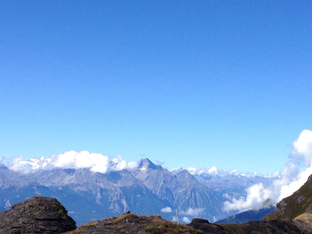 Seri_Bus's tweet photo. #beccaTrecarè #valtournanche @ValledAostaBT @sentieridimonta @passionmontagna @agh_gim http://t.co/OwjLit7B2l