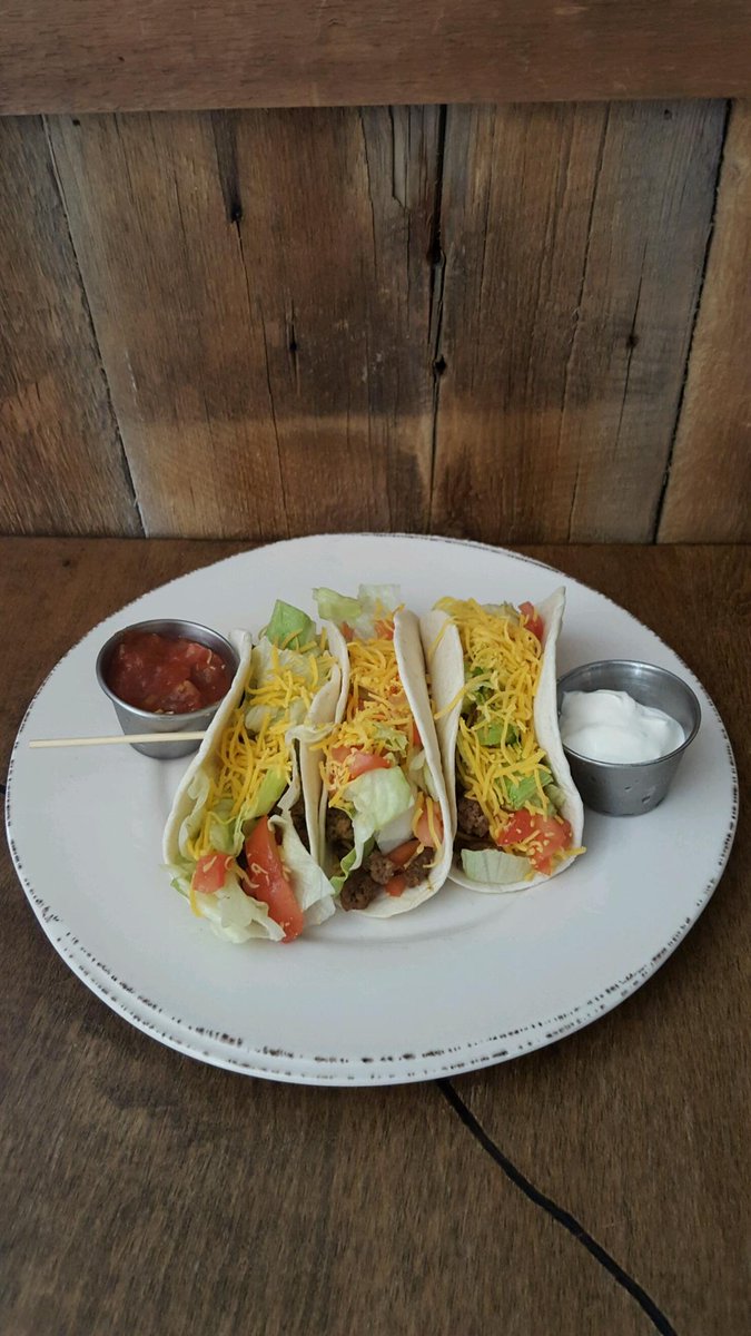 ReelBar's tweet image. Taco Tuesday! Satisfy your hunger with $2.50 tacos and quench your thirst with $1 off margaritas! @pibdaily @PIBToday