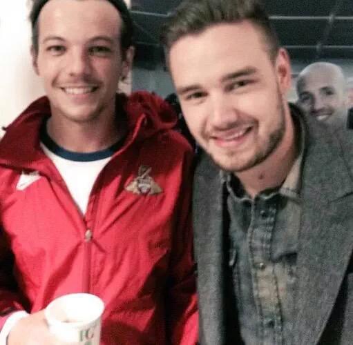 avalanchemuke's tweet photo. Lilo is friendship goals http://t.co/iogrmaxH4E