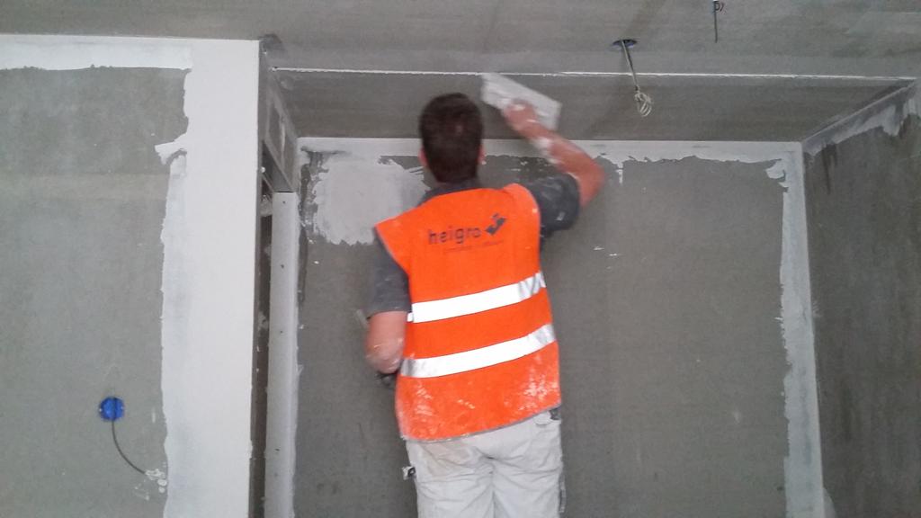 Raimond_KnaufNL's tweet photo. Vakmensen aan het werk.......
# heigro @ter apel # bam #knauf all purpose.
Strak resultaat!!!!! http://t.co/j69hNsQfFY