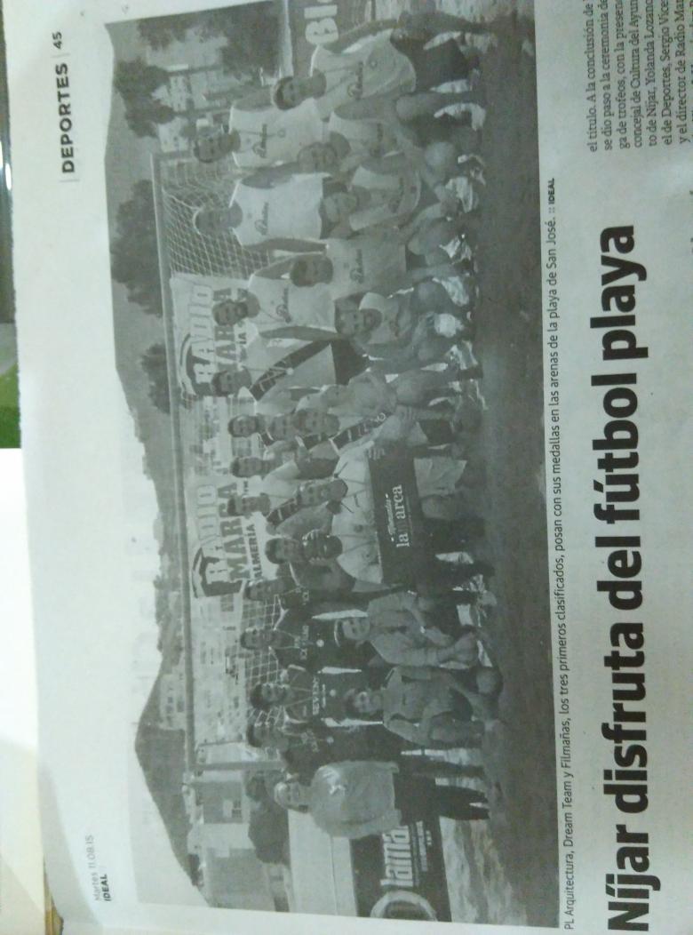 RequenasW's tweet photo. The best!!! Football Beach. Winners 👍💪 Champions @Isa_lidi @acitapmis http://t.co/lgyOtVmbxJ