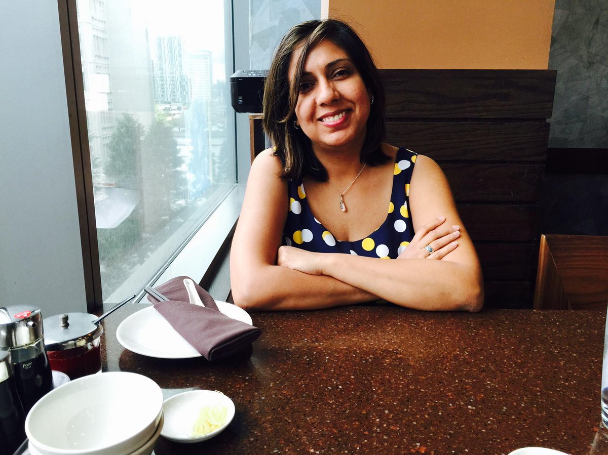 bhavanar's tweet photo. Up early to get my new code branch set up before heading to work and #ILookLikeAnEngineer http://t.co/tQoctxBIn6