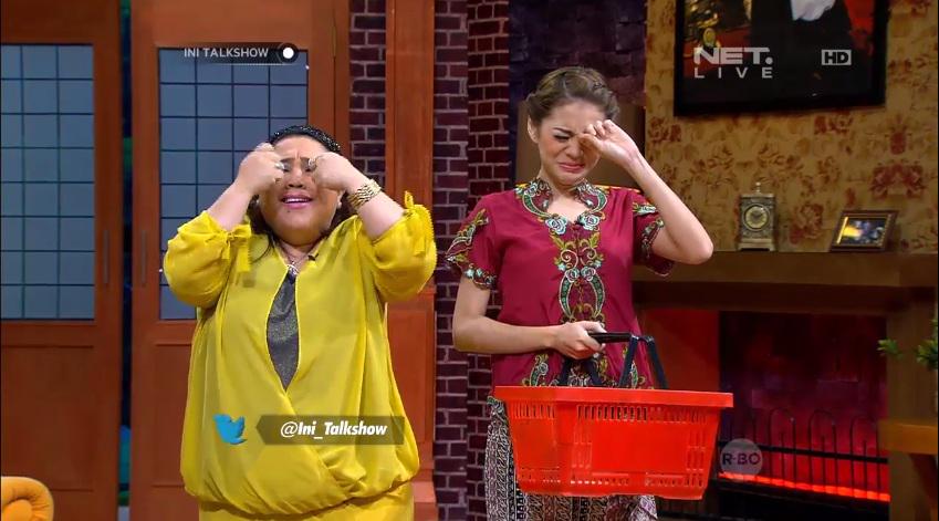 mdtvindonesia's tweet image. Neng @mayaseptha dan Mba @nunung63 dateng2 langsung nangis aja nih.. Hihihi @Ini_Talkshow