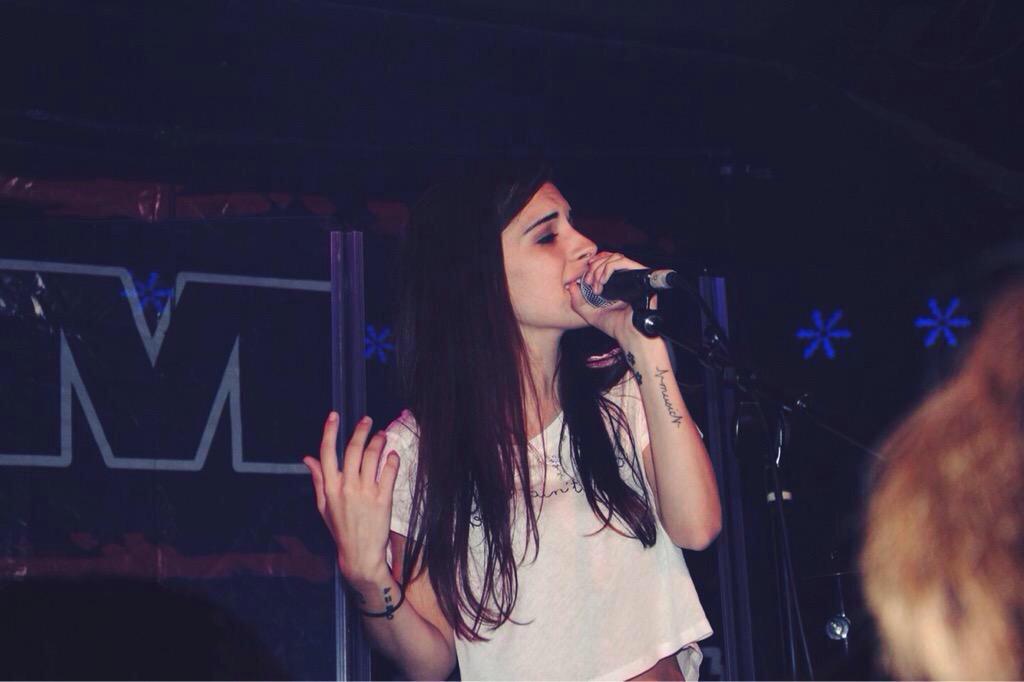 highqualitylyss tweet picture