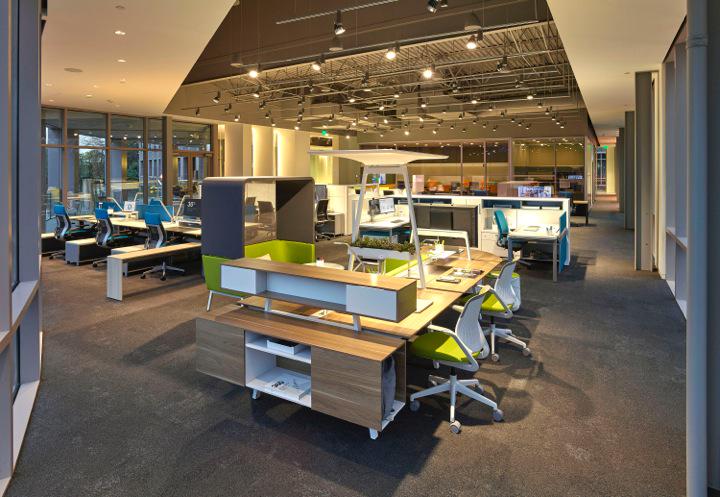 Steelcase's tweet image. We see "purpose" living at the intersection of strategy, brand, & culture. When these 3 converge, engagement thrives.