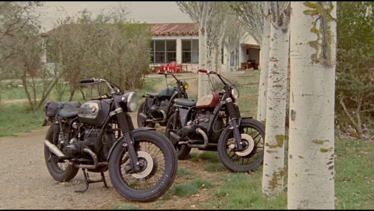 custommotorcyle's tweet photo. Long love http://t.co/LoXpPnxGdg

#FAceToFace #long #love #the #kings #bobber #Caferacer #photo http://t.co/K9HNNe1hcv