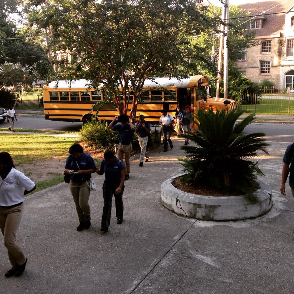 SciHighNOLA's tweet photo. Second day #readytolearn #noscihigh #nautilus #backtoschool #yellowschoolbus http://t.co/4qrqpdg30g