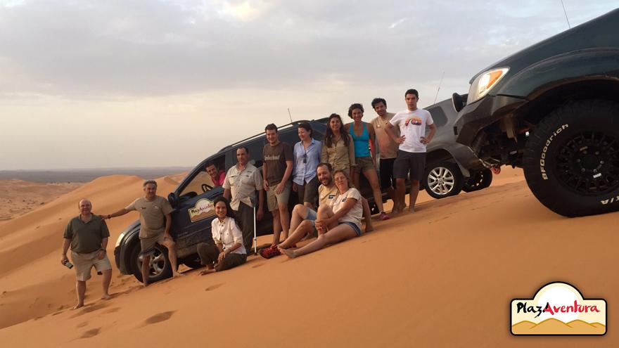 PlazaAventura's tweet photo. En #Marruecos, con un extraordinario grupo de amigos. Entre otros, @FunIsidreEsteve @dvfcopiloto @AliElCojo :)) http://t.co/HTfo2r6QPW