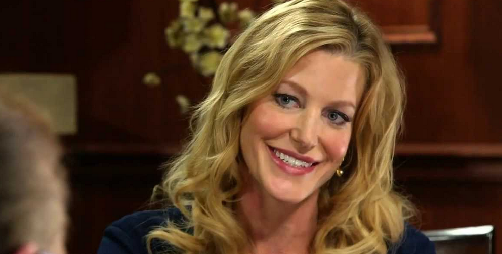 Happy birthday Anna Gunn!     