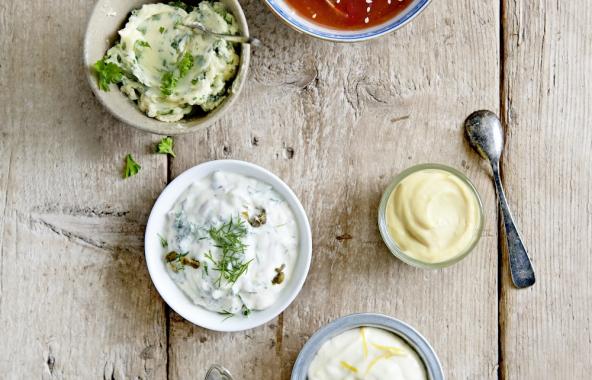 Lekker dippen met de mosselsausjes van mosselen.nl! mosselen.nl/nl/recepten/re…