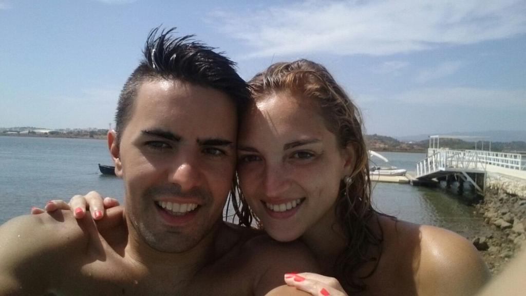 ivalero87's tweet photo. Portugal que bonito eres!!!! @sara3590  #vacas#tu#disfrutar http://t.co/VhGH6HsNLc