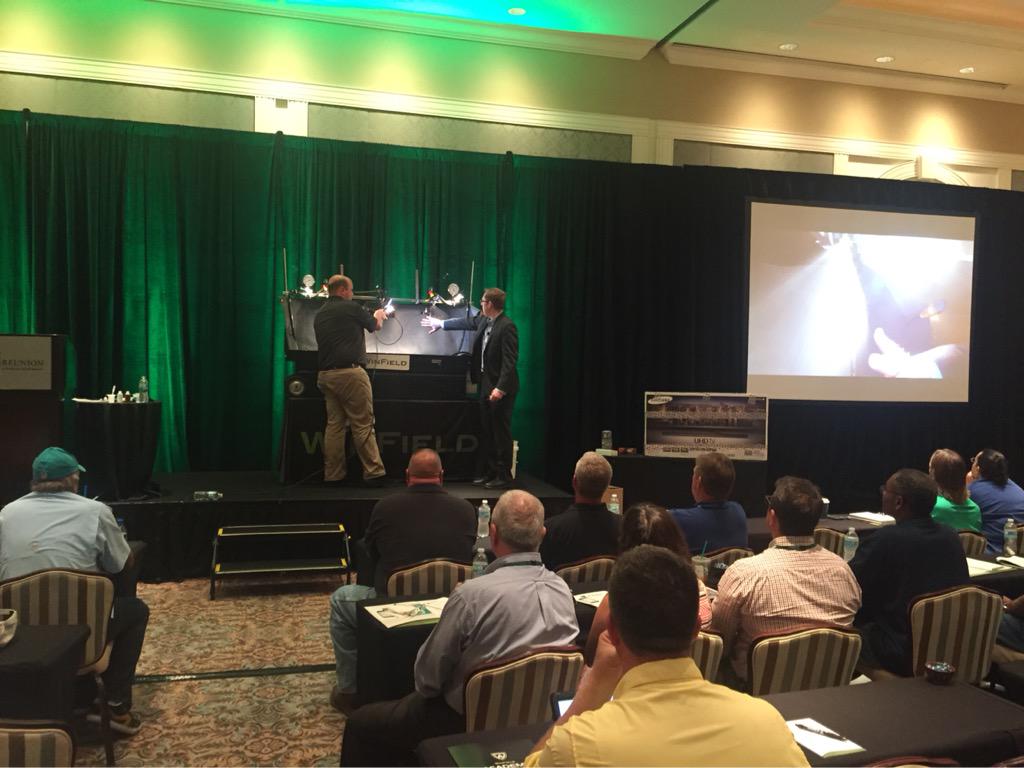 PaulFoxUF's tweet image. @Turfintel talking adjuvants and drift control #Droplex #WFacademy @winfieldpro