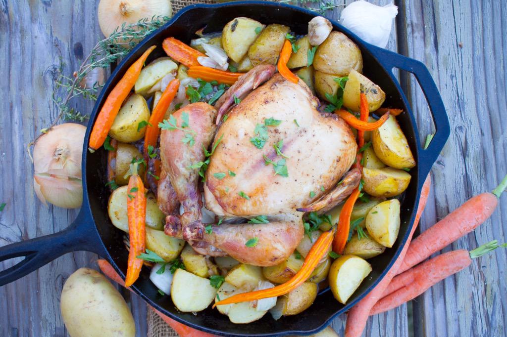 Goodfulness's tweet photo. Roast Chicken on Root Vegetables is up on http://t.co/X3YC4oPqKl🌿#goodfulness #food #chickendinner #paleo #organic http://t.co/2Ce09cWYJO