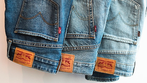 PasteStyle's tweet photo. The Blue Jean: A Brief History http://t.co/GlAwgNdggI http://t.co/6oz5mz2o1I