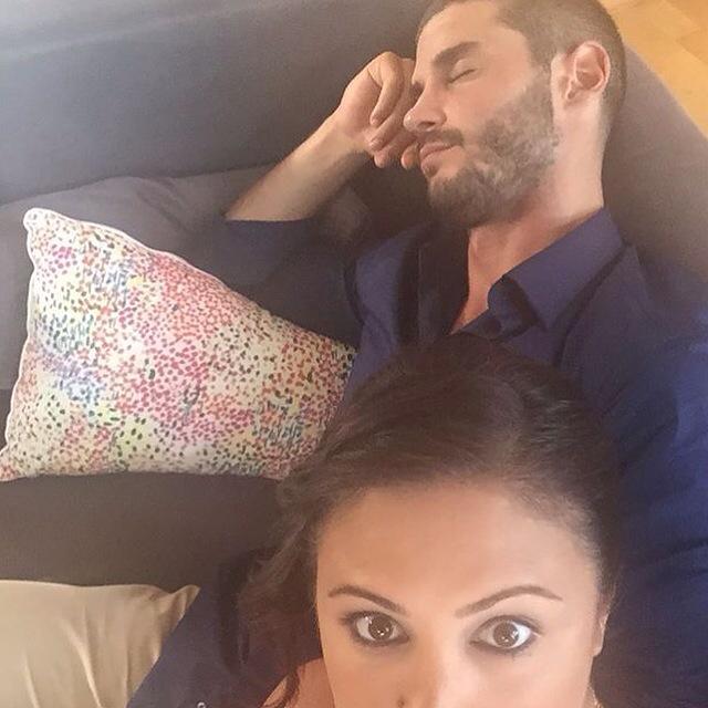 IDKdizi's tweet photo. Set halleri 🎥🎬 #İlişkiDurumuKarışık @berkokty @Nurseli_Idiz http://t.co/L1jQXD5NbH
