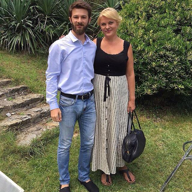 Set halleri 🎥🎬 #İlişkiDurumuKarışık <a href="/berkokty/">berk oktay</a> <a href="/Nurseli_Idiz/">Nurseli İdiz</a>