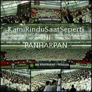 rizael_fahrudin's tweet photo. #smkmuhammadiyah3yogyagoestopaf2015 #morenzayk #pafproduction http://t.co/MUVrCh5nKs