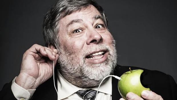 Happy Birthday Steve Wozniak:The Brain Behind Apple  
join celebration  