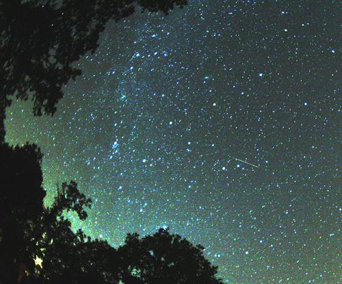 Los lugares más románticos para ver la lluvia de estrellas europapress.es/turismo/nacion…