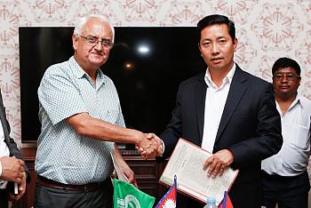 Kathmandu Metro. City &amp; Sajha Bus sign MOU to bring NPR 10 crore city buses into operation. ekantipur.com/np/2072/4/26/f…