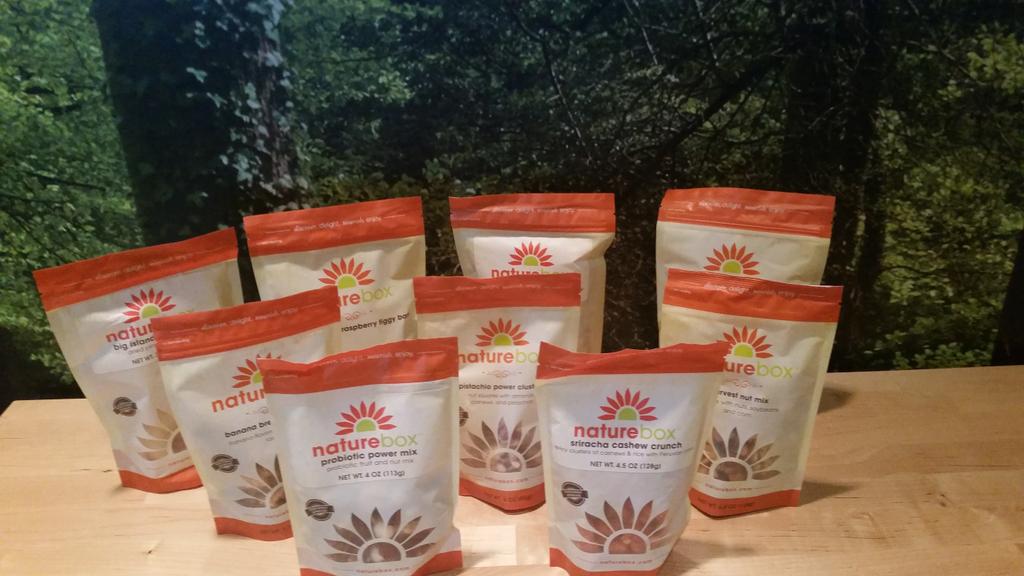 zewenq's tweet photo. Excited to sample these organic snacks from @naturebox @Levatas #lifeatlevatas http://t.co/0YVrU4qgxj