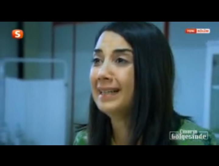 cgseher's tweet photo. Nesi var Çetinin ablasıyım ben.
Ne ameliyatı 😢😢 #çınarıngölgesinde @EsraYildiran http://t.co/pORoPWaYpX