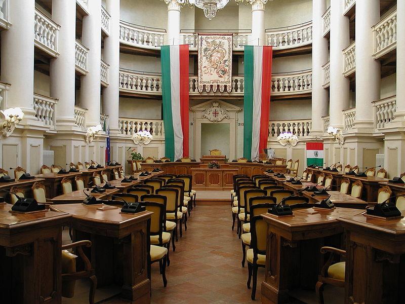 visitRE's tweet photo. Il 7 gennaio 1797, in questa sala nacque il #tricolore simbolo d'#Italia | #visitRE #ReggioEmilia http://t.co/IDhFc0dWs2