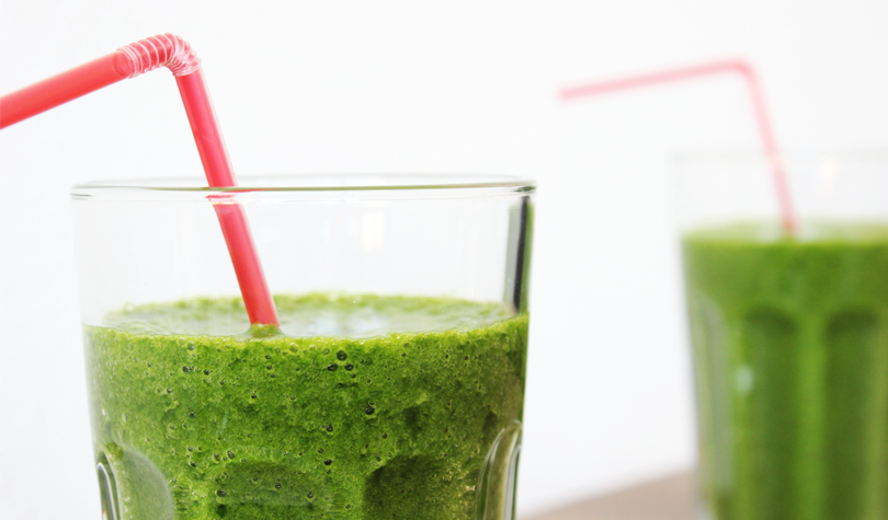 projectgezond's tweet photo. Groene #smoothie voor beginners? Probeer deze met #spinazie en #banaan eens! http://t.co/VOhtN0tWPy #projectgezond http://t.co/ZuGuq2Cv3j
