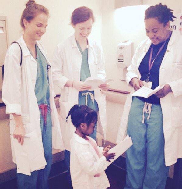Sara Scarlet MD, MPH (@sarascarletmd) on Twitter photo <a href="/LoggheMD/">Heather Logghe, MD</a> <a href="/myrecoveryrm/">Raeshell Sweeting</a> Only the best day of surgical residency ever: #ILookLikeASurgeon <a href="/LoggheMD/">Heather Logghe, MD</a> <a href="/myrecoveryrm/">Raeshell Sweeting</a> Only the best day of surgical residency ever: #ILookLikeASurgeon