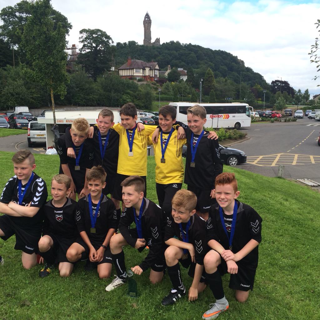 Craig_McD's tweet photo. @yfst @LLYSF East Kilbride Caley Thistle 2004 team played 6 and won 6 👏👏 well done boys. http://t.co/rjF6NAnDYn