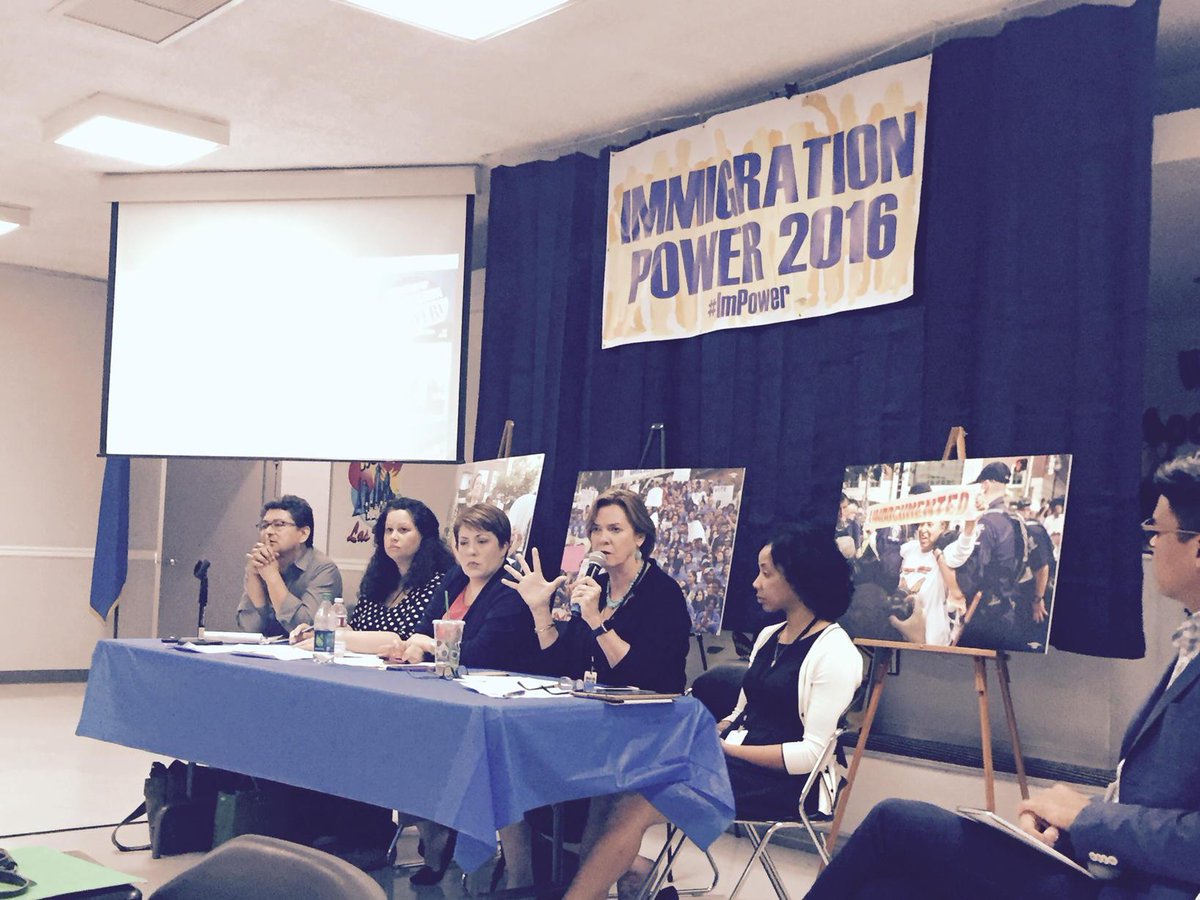 ufwfoundation's tweet image. To find alignment with the immigrant rights movement @NextGenClimate "enter from point of view of Justice" #ImPower