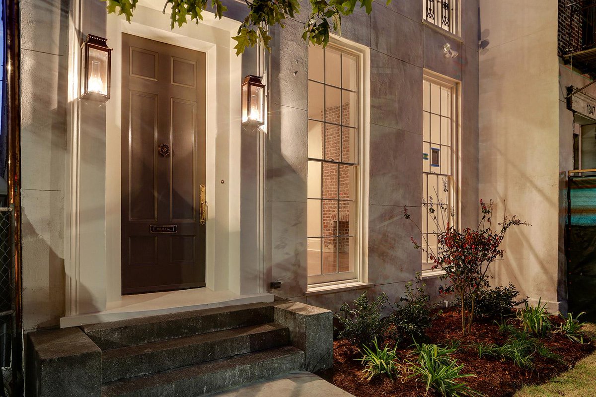 Check out one of our new #NOLA properties on Magazine St., now for sale! 
summitnola.com/properties/135…